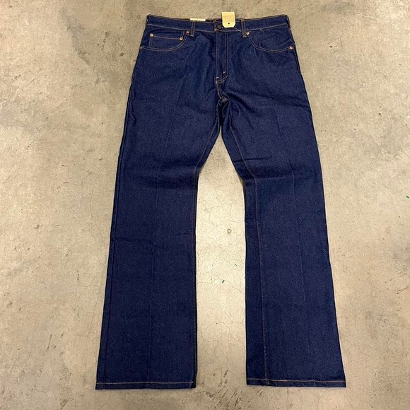 NWT bootcut Levi's 517 dark wash wide leg jeans - Picture 3 of 6